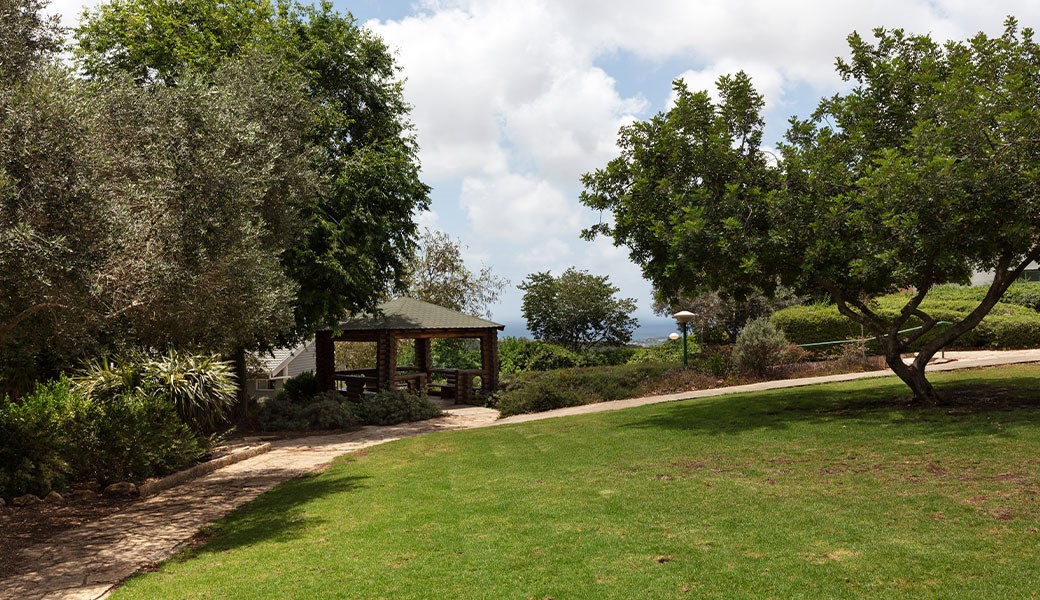 פינות ירוקות | מלון ניר עציון